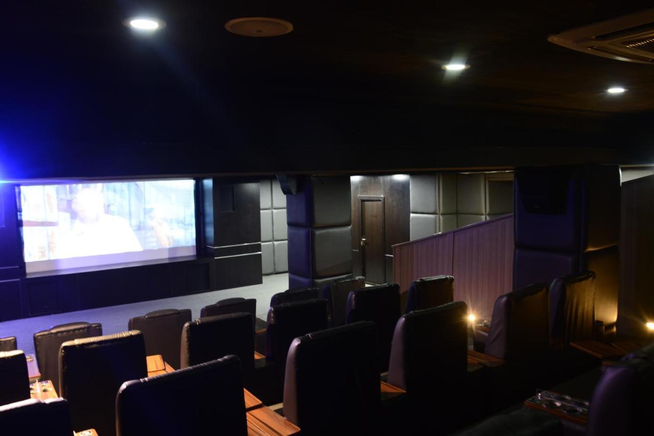 לקי Caesar'S Luxury Hotel מראה חיצוני תמונה