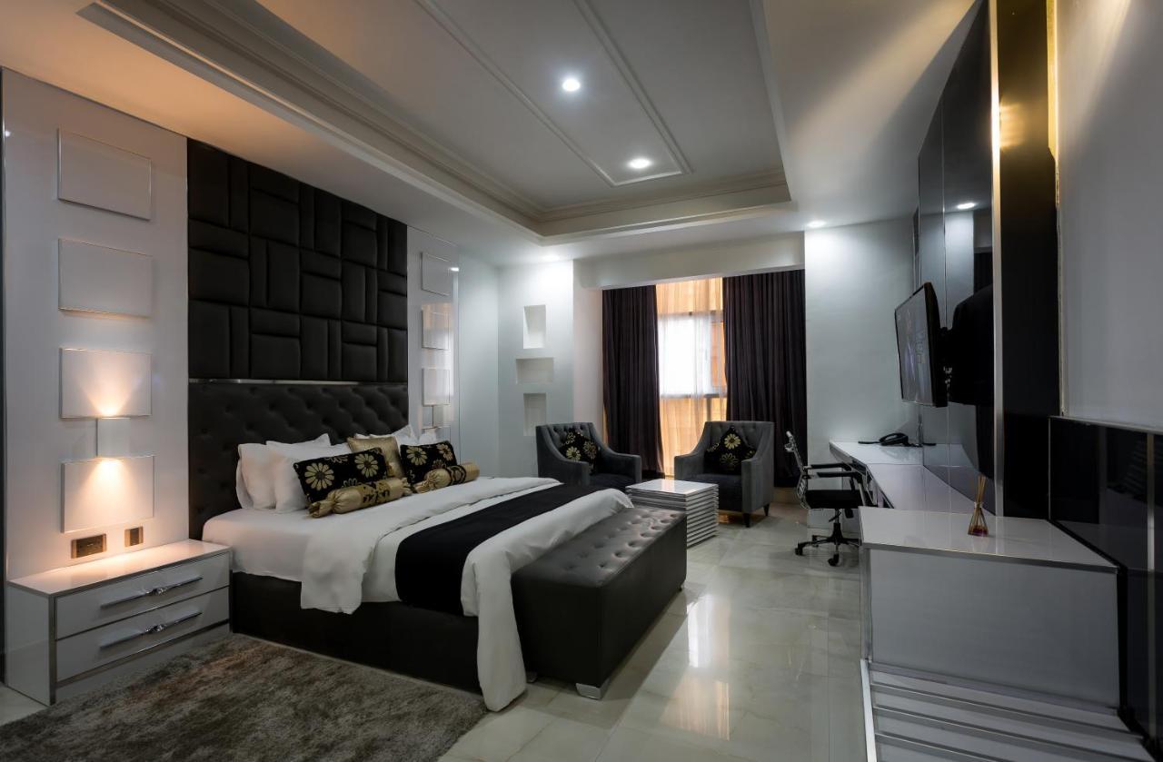 לקי Caesar'S Luxury Hotel מראה חיצוני תמונה